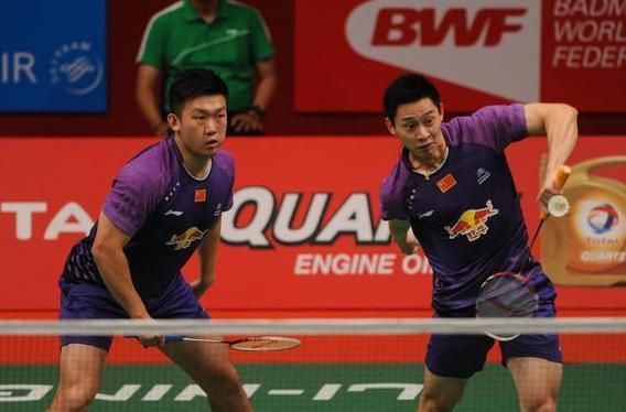 在讨论小前 在讨论小前